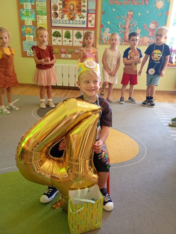 a299c928-57bd-4e4d-8dc0-6b0f04e2f2f0