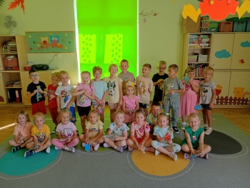 e9802271-d496-4348-9018-6a5a4223425b