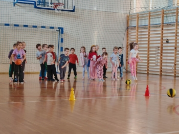 df6a987c-502e-4fb5-8082-90156388e6e2