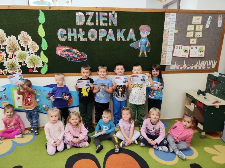 Punkt przedszkolny Mali Odkrywcy w Zarzeczu: Dzień Chłopaka