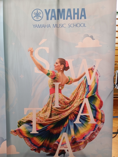 Przedszkole w Niechobrzu nr 1: Szkoła muzyczna Yamaha