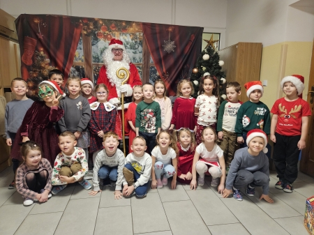 Przedszkole w Woli Zgłobieńskiej: Wizyta Św. Mikołaja