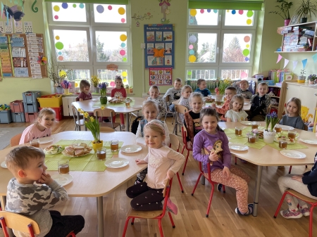 Przedszkole w Lutoryżu: Świąteczne śniadanie